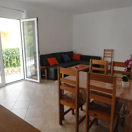 Nikamar -nice New 6p Villa, Private Pool - 300m - 3* Cala Blanca
